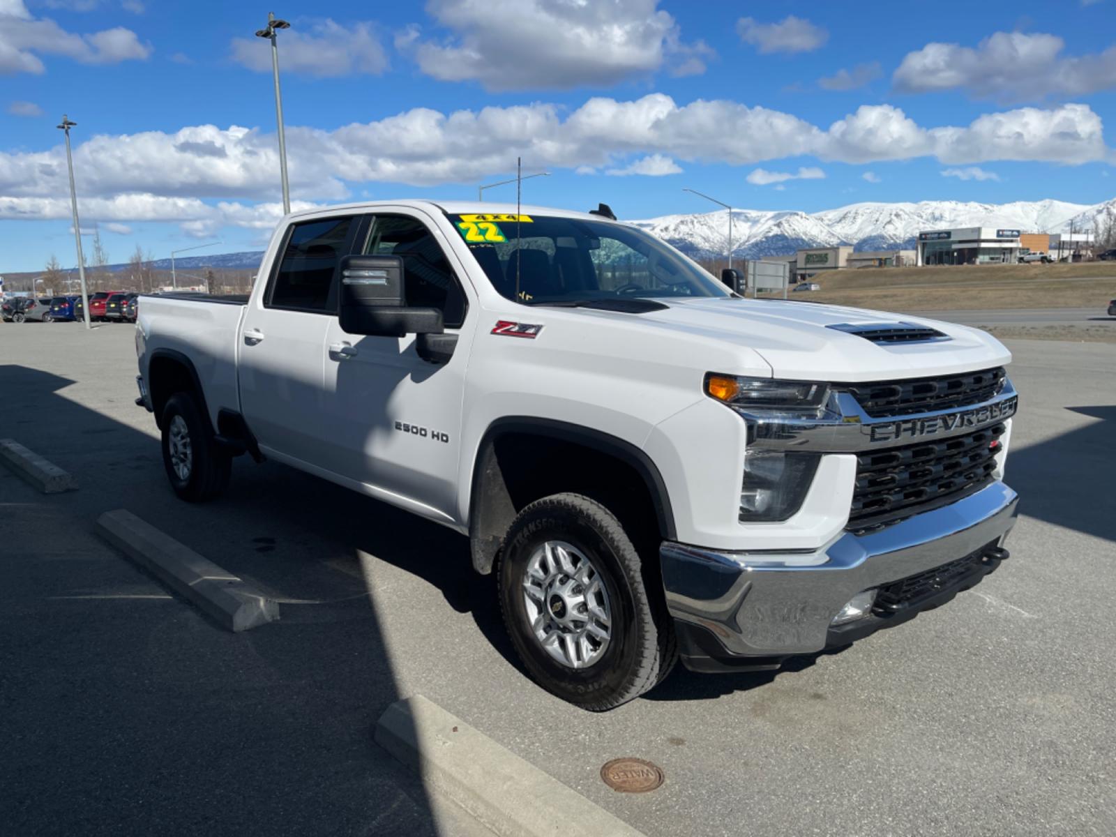 2022 WHITE CHEVROLET SILVERADO 2500H LT (2GC4YNE76N1) with an 6.6L engine, Automatic transmission, located at 1960 Industrial Drive, Wasilla, 99654, (907) 274-2277, 61.573475, -149.400146 - Photo #4